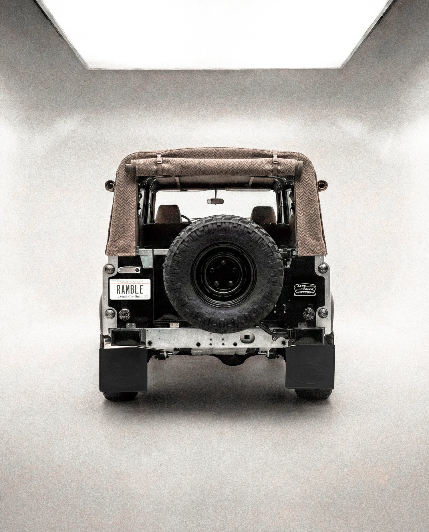 RAMBLE ROVERS DEFENDER TWEED CANVAS DESIGN