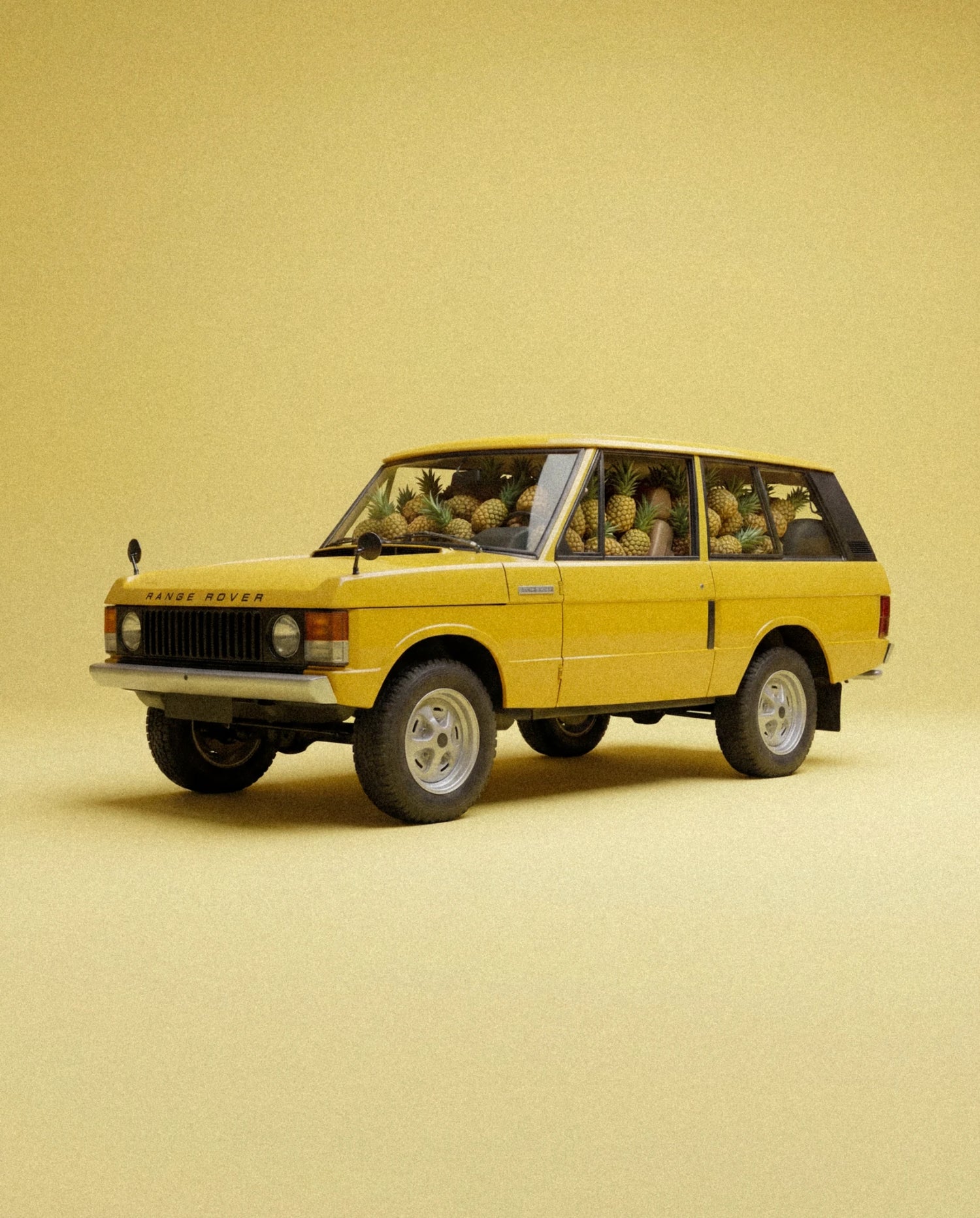RANGE ROVER CLASSIC DAKAR YELLOW
